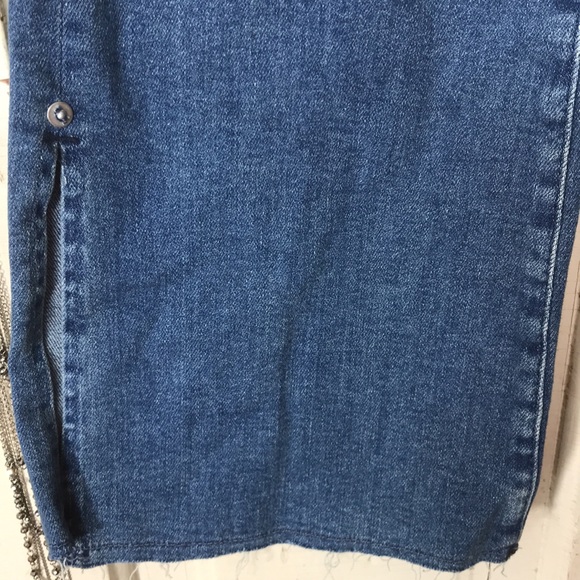 🍄 Pilcro and the Letterpress High-Rise Skinny Bootcut Medium Wash Denim. - Picture 8 of 16